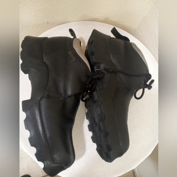 Buffalo Black and Gray Leather Boots main image 8